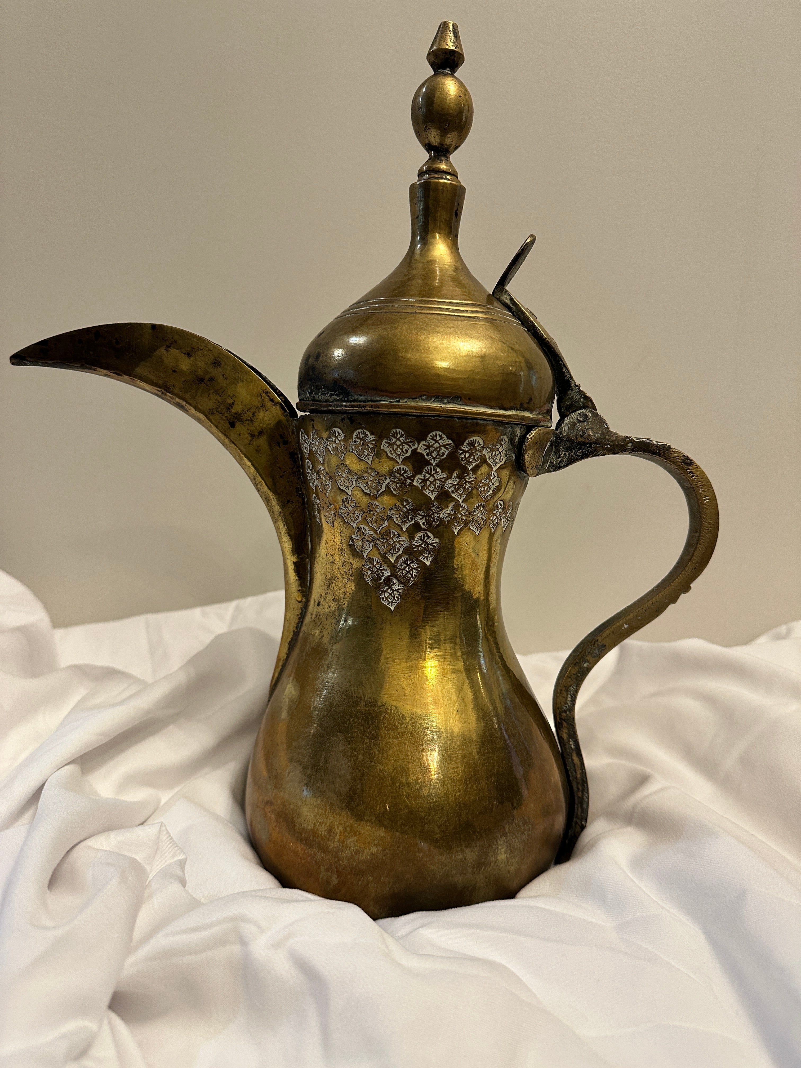 Vintage Brass Dallah